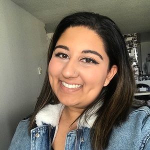 Meet your Posher, Devina